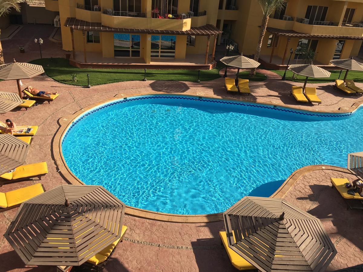 Pool View Apartments At British Resort - Unit 13 Hurghada Eksteriør bilde